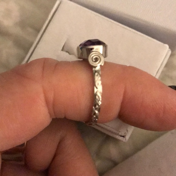1.80 Carat Amethyst Sterling Silver .925 Ring NWT - Picture 6 of 6